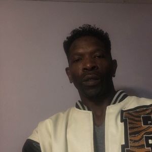 Meet your Posher, Damon